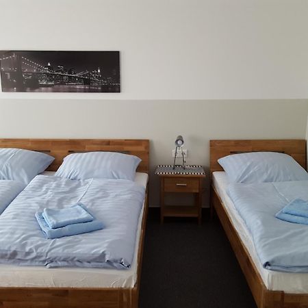 Goldener Anker Otel Genthin Dış mekan fotoğraf