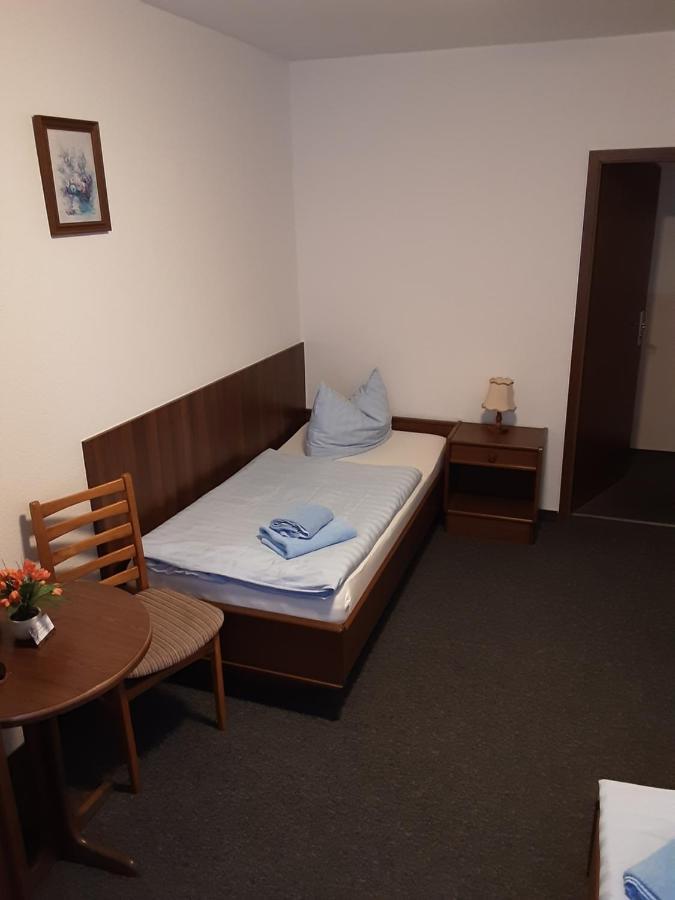 Goldener Anker Otel Genthin Dış mekan fotoğraf