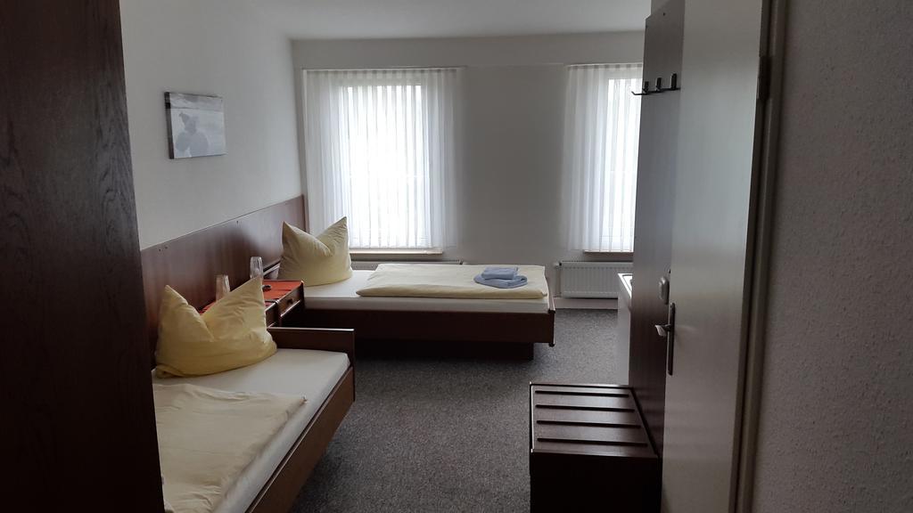 Goldener Anker Otel Genthin Dış mekan fotoğraf