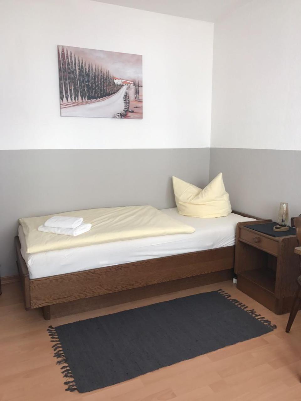 Goldener Anker Otel Genthin Dış mekan fotoğraf