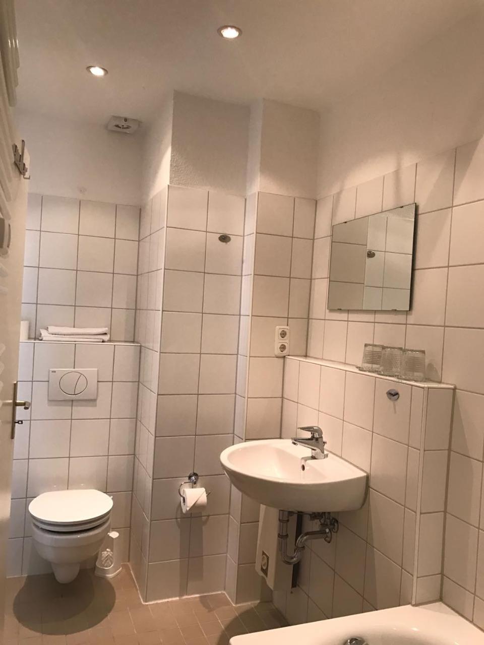 Goldener Anker Otel Genthin Dış mekan fotoğraf