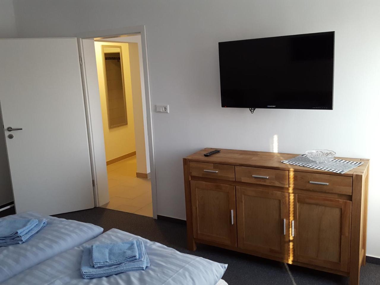 Goldener Anker Otel Genthin Dış mekan fotoğraf