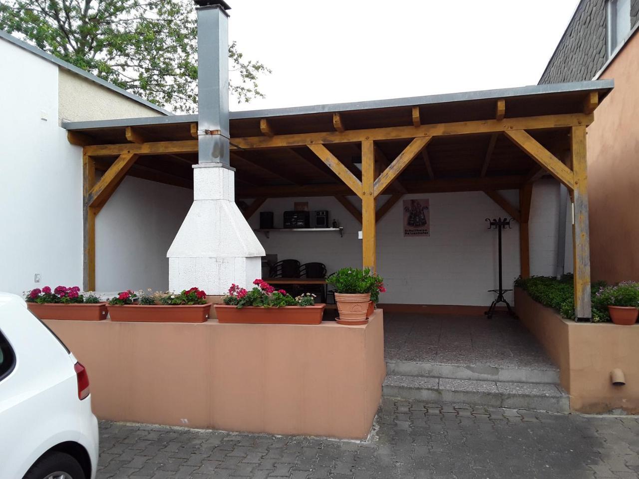 Goldener Anker Otel Genthin Dış mekan fotoğraf