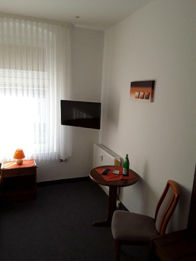 Goldener Anker Otel Genthin Dış mekan fotoğraf